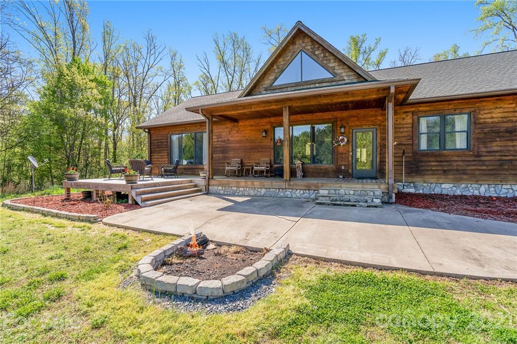 48425 Clodfelter Road Albemarle, NC 28001 - Photo 4 of 46 Gallery Image 4