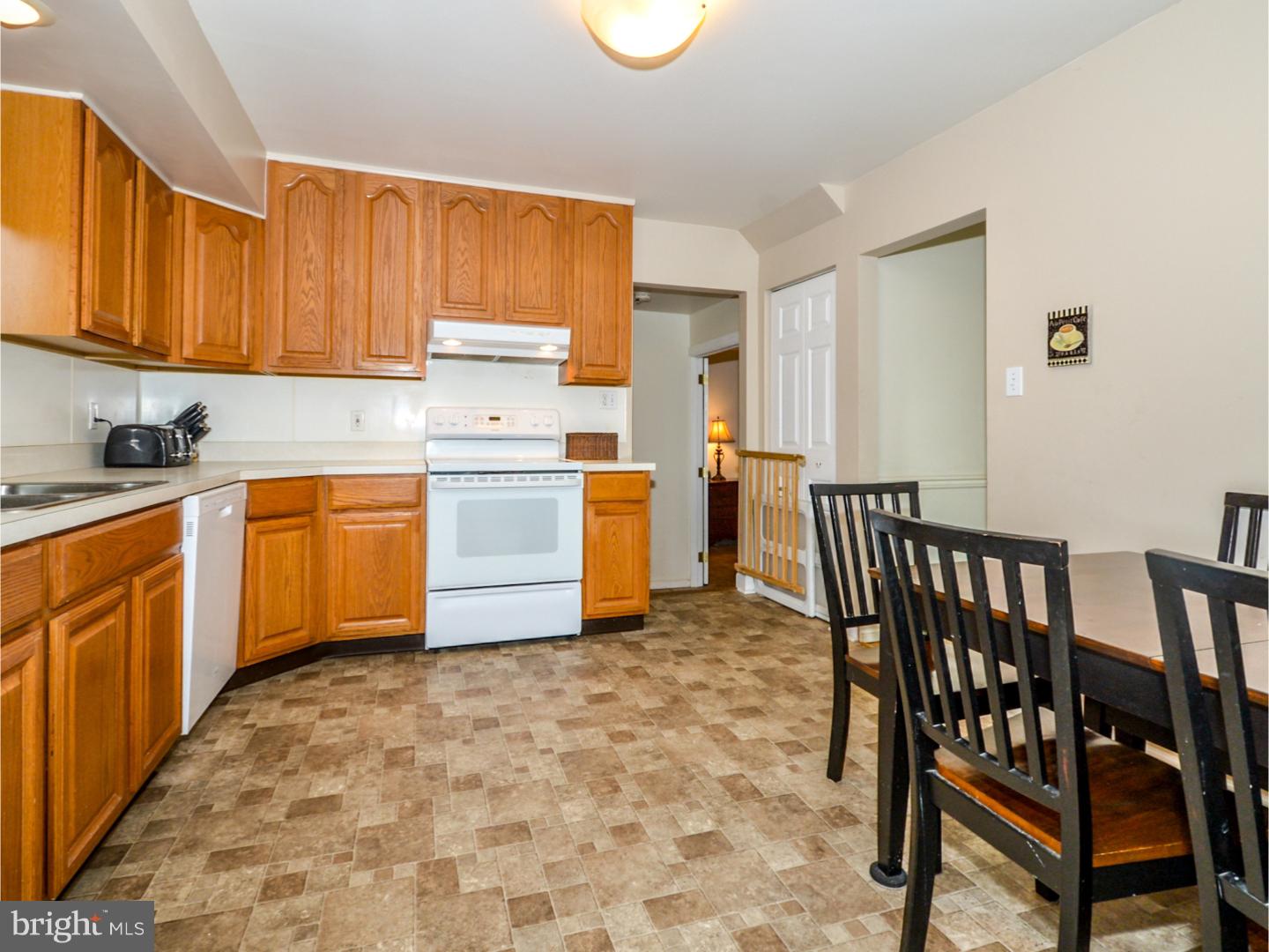1510 School Road Hatfield, PA 19440 - Photo 8 of 24 Kitchen