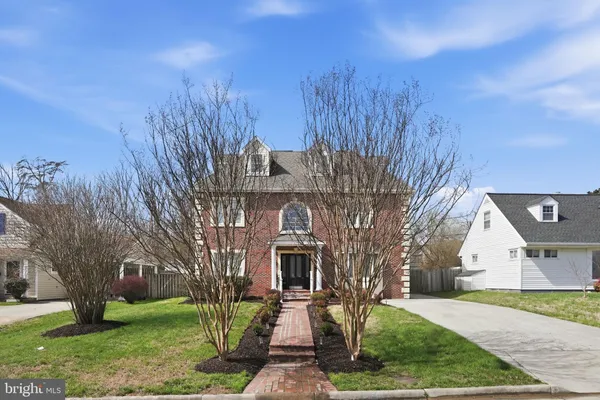 $1,180,000 | 6608 Cavalier Drive, Alexandria, VA 22307