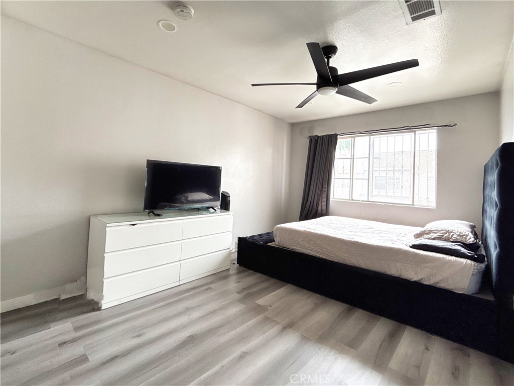 820 West Compton Boulevard, Unit 16 Compton, CA 90220 - Photo 17 of 31