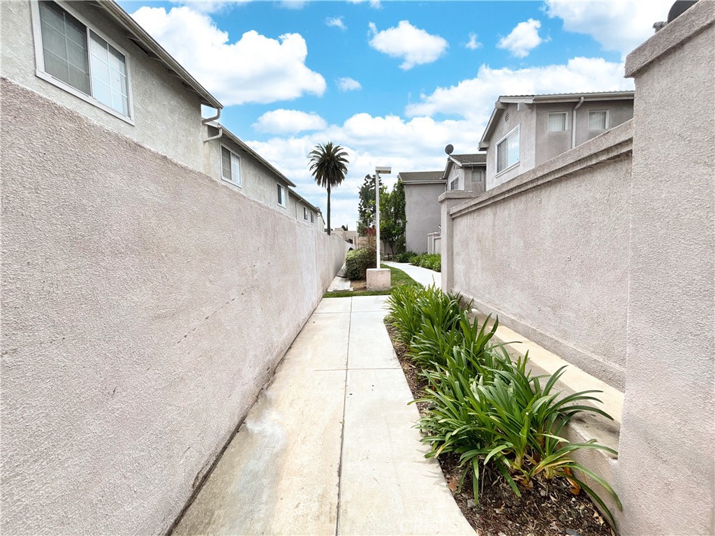 820 West Compton Boulevard, Unit 16 Compton, CA 90220 - Photo 28 of 31