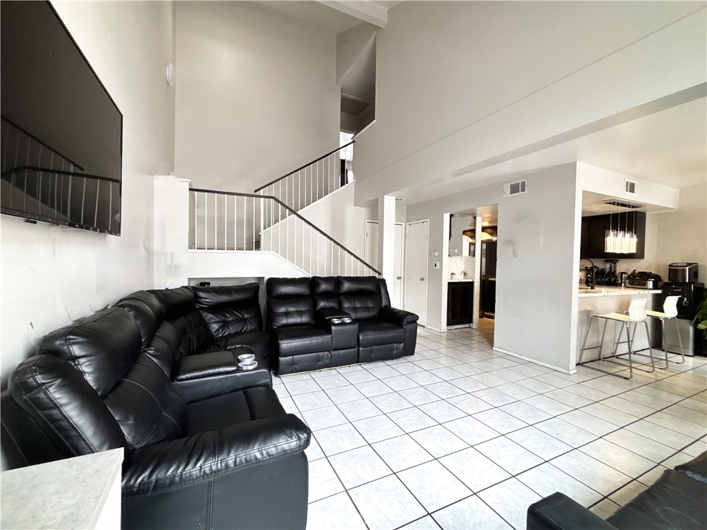 820 West Compton Boulevard, Unit 16 Compton, CA 90220 - Photo 4 of 31