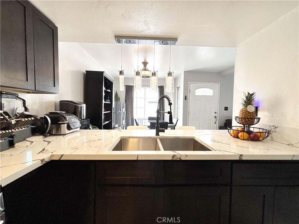 820 West Compton Boulevard, Unit 16 Compton, CA 90220 - Photo 9 of 31