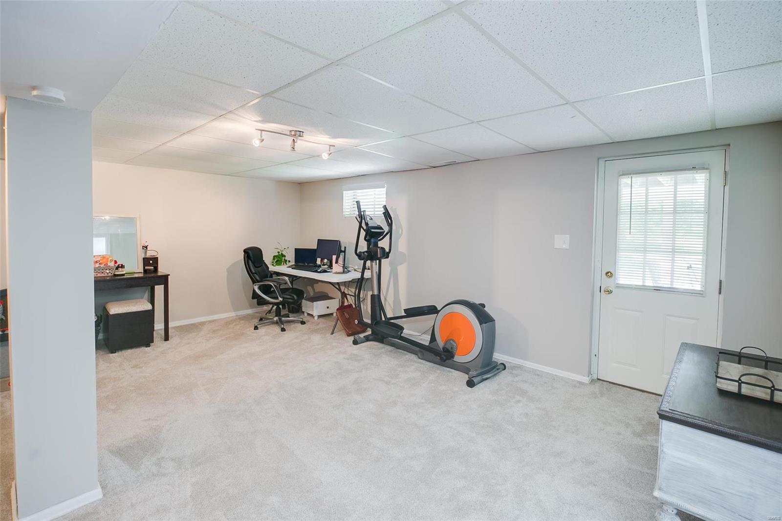 6160 Erb Road St. Louis, MO 63129 - Photo 21 of 31 Gallery Image 21