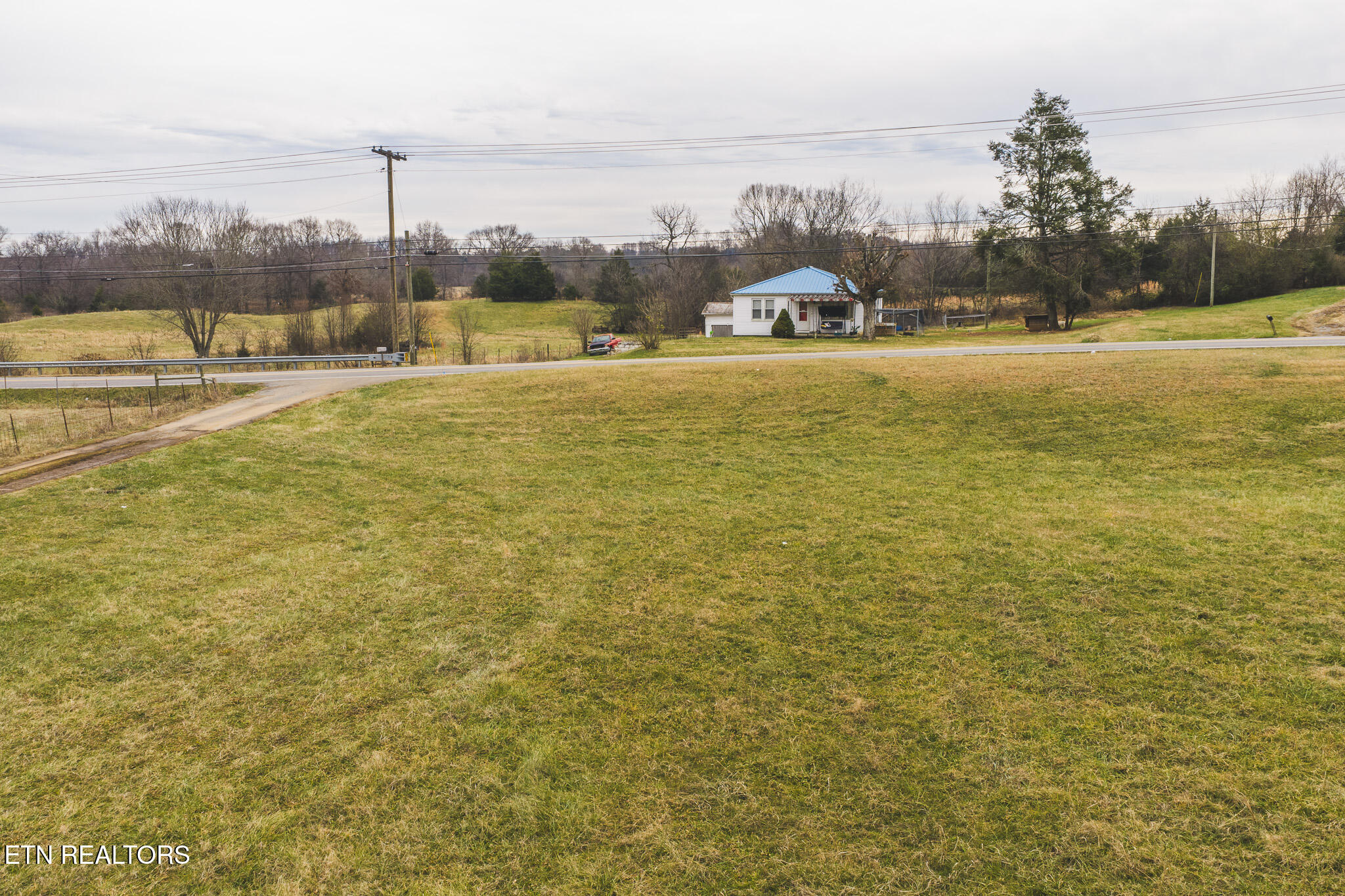 6975 St Clair Road Russellville, TN 37860 - Photo 4 of 11 DJI_20251217145609_0471_D