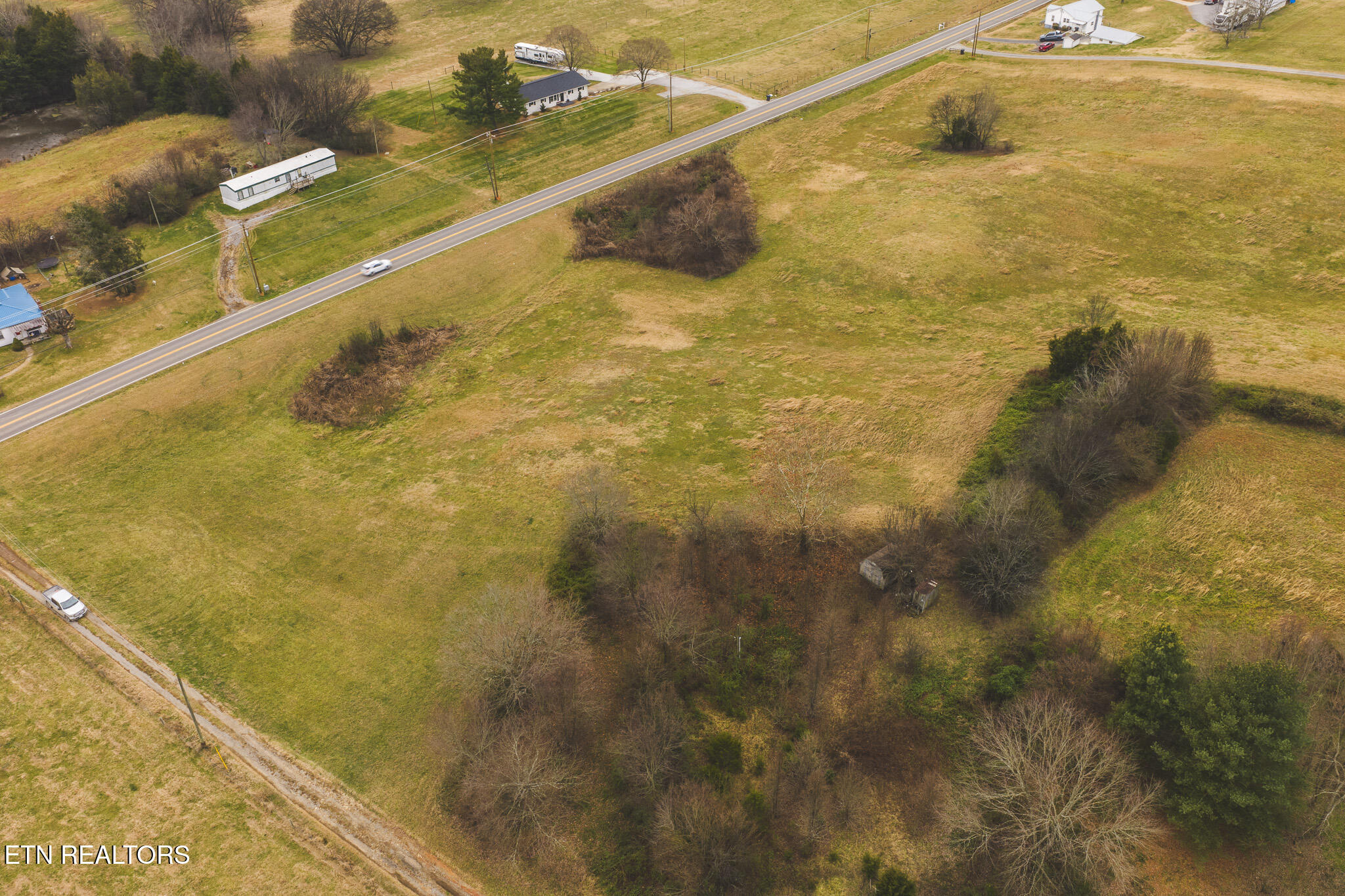6975 St Clair Road Russellville, TN 37860 - Photo 5 of 11 DJI_20251217145659_0472_D