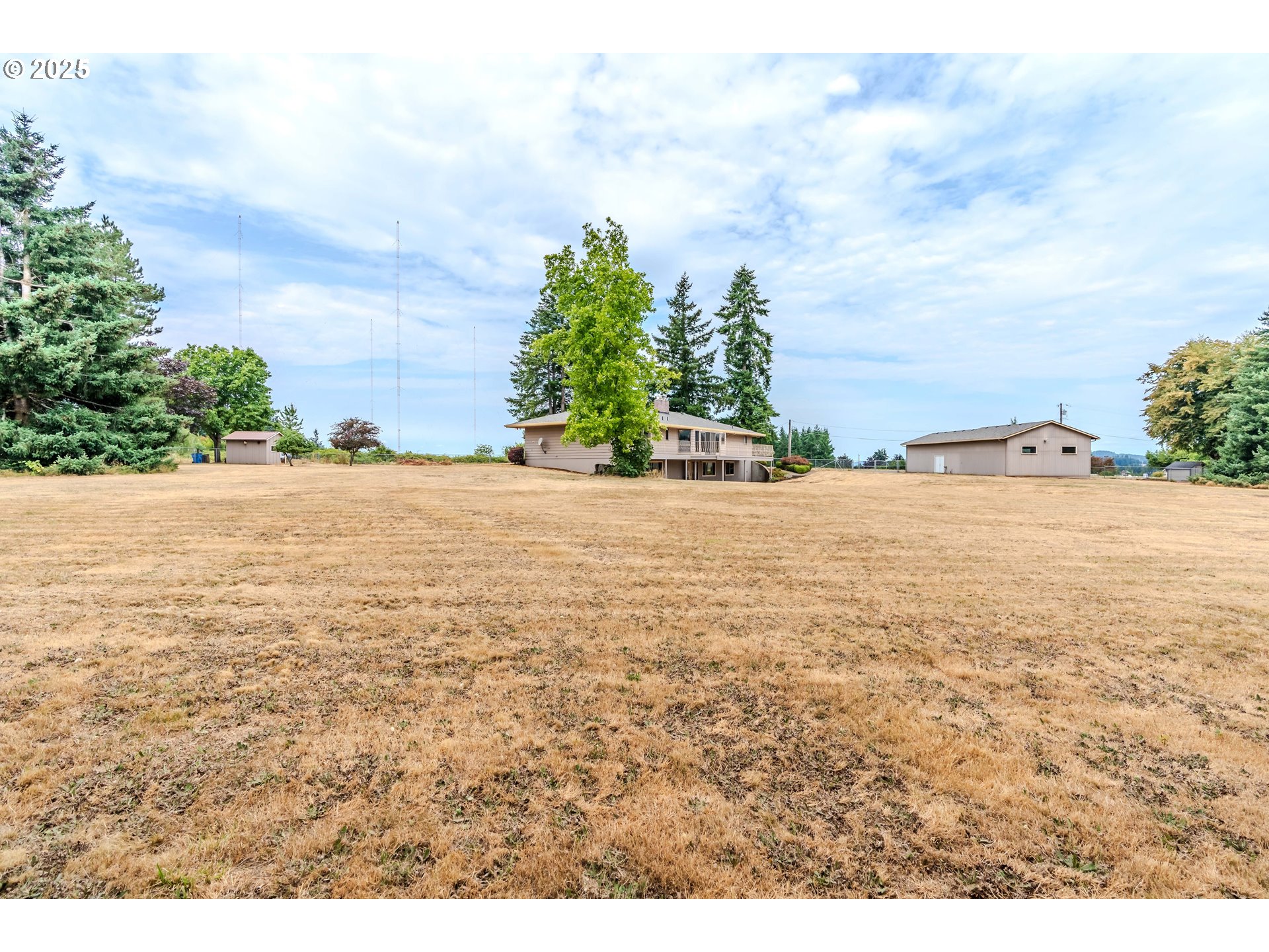 21200 Southeast Curtis Road Damascus, OR 97089 - Photo 11 of 48