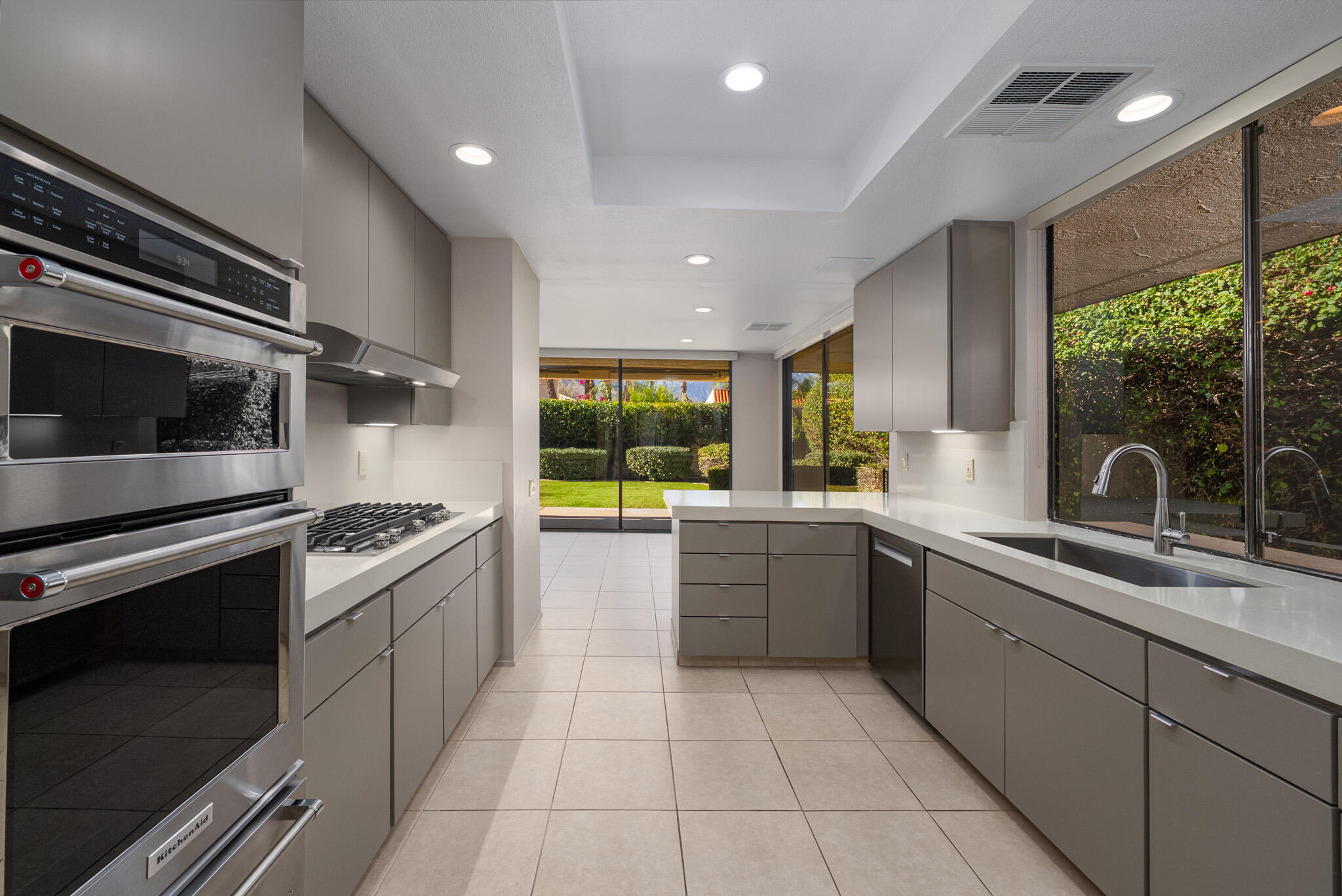 32 Cornell Drive Rancho Mirage, CA 92270 - Photo 15 of 48 15