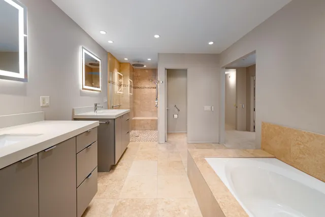 $1,049,000 | 32 Cornell Drive, Rancho Mirage, CA 92270