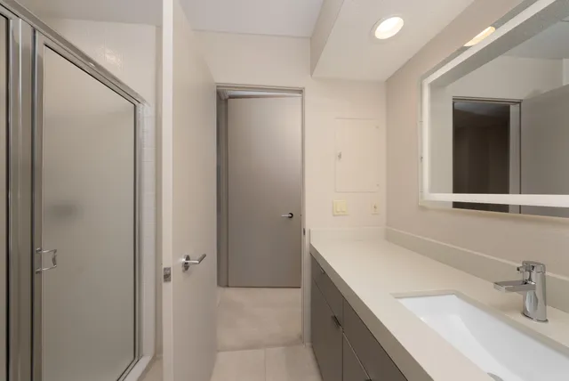 $1,049,000 | 32 Cornell Drive, Rancho Mirage, CA 92270