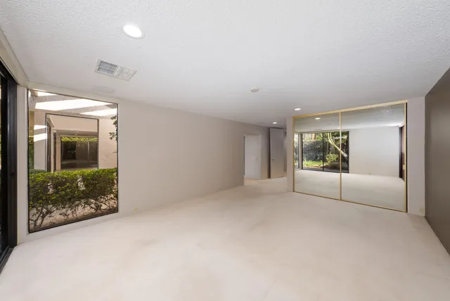 $1,049,000 | 32 Cornell Drive, Rancho Mirage, CA 92270