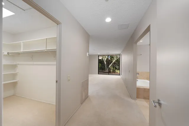 $1,049,000 | 32 Cornell Drive, Rancho Mirage, CA 92270