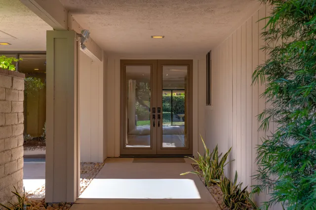 $1,049,000 | 32 Cornell Drive, Rancho Mirage, CA 92270