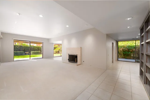 $1,049,000 | 32 Cornell Drive, Rancho Mirage, CA 92270