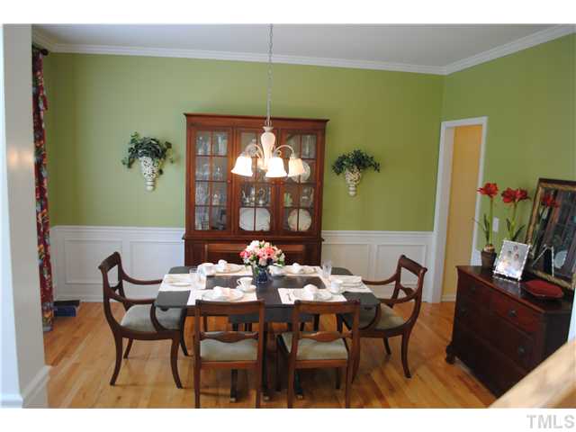 20 Sydenham Road Durham, NC 27713 - Photo 3 of 16 A great place to spend the holidays!