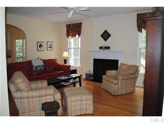 20 Sydenham Road Durham, NC 27713 - Photo 4 of 16 Great open family room, nice for entertaining and keeping the family together while meals are prepared.