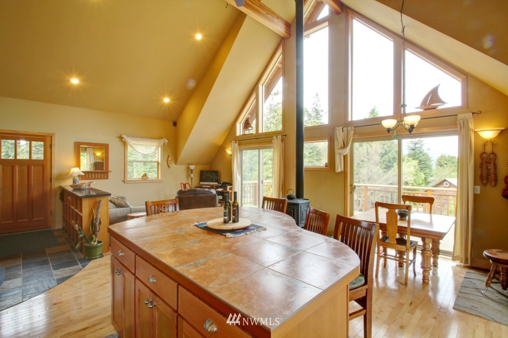 5028 Roney Road Bow, WA 98232 - Photo 13 of 25 Gallery Image 13