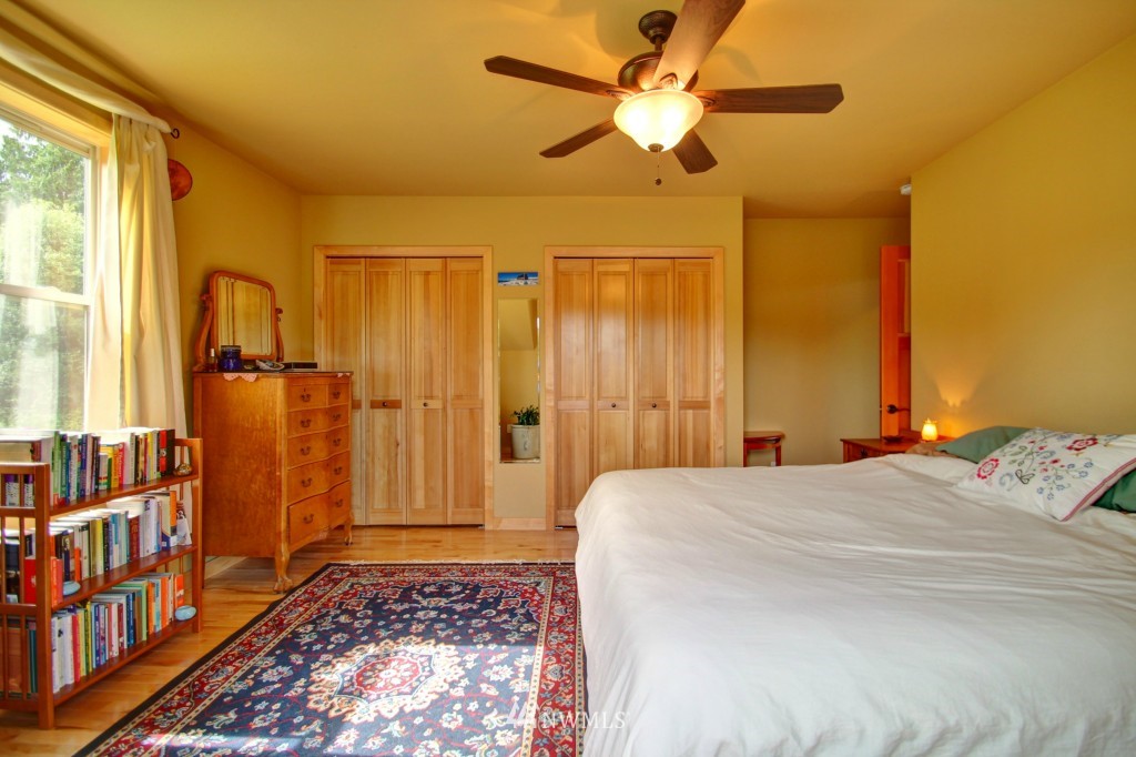 5028 Roney Road Bow, WA 98232 - Photo 16 of 25 Gallery Image 16