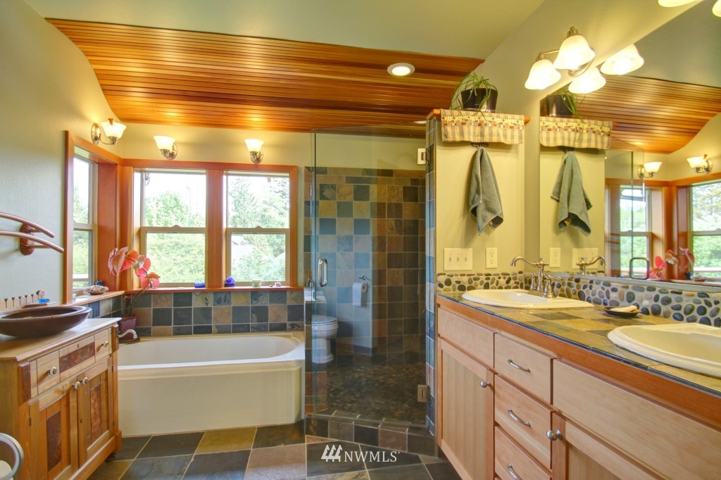 5028 Roney Road Bow, WA 98232 - Photo 17 of 25 Gallery Image 17