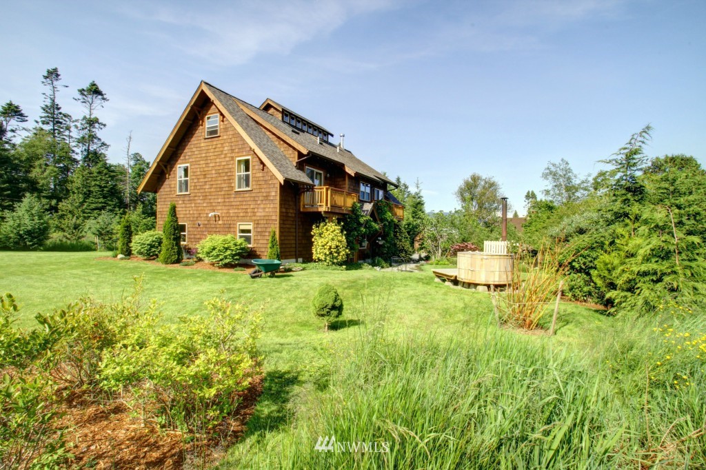 5028 Roney Road Bow, WA 98232 - Photo 3 of 25 Gallery Image 3
