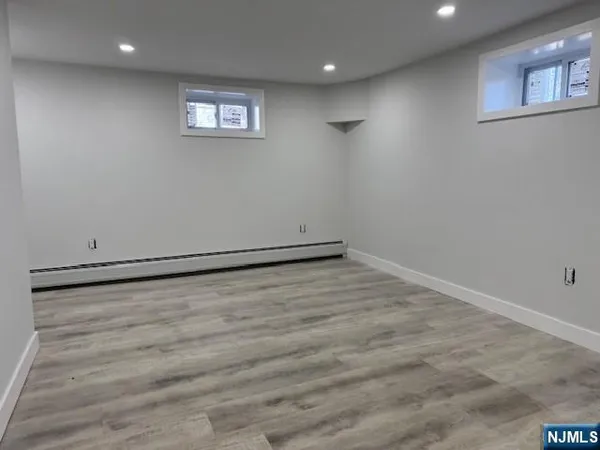 $2,150 | 200 East Madison Avenue, Unit 3 LOWER LEVE, Dumont, NJ 07628