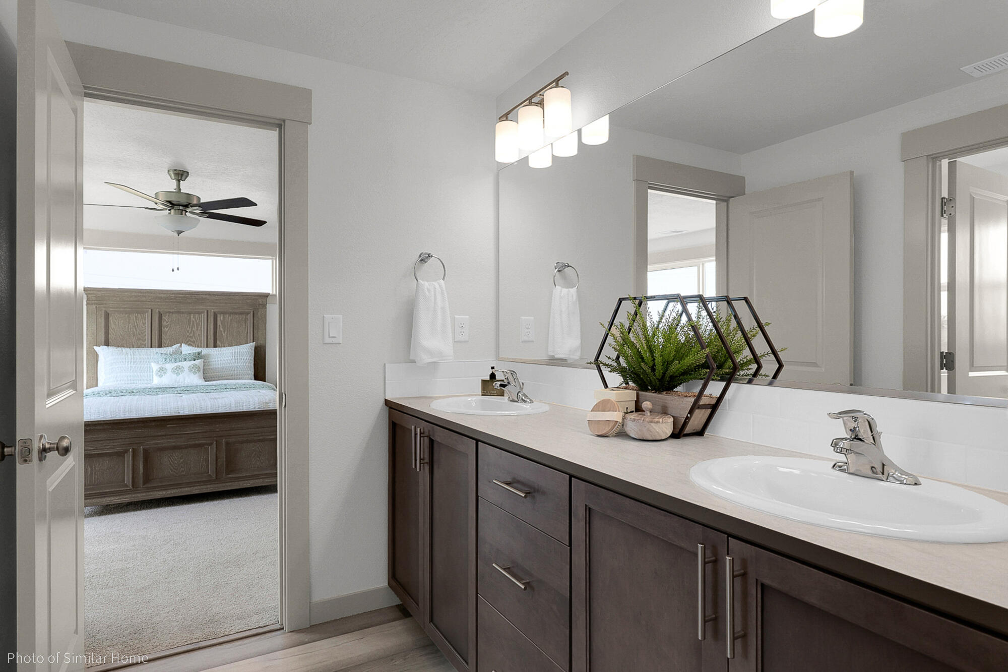 61081 Northeast Unity Pl Bend Bend, OR 97701 - Photo 6 of 6 Middleton CM - Main Bathroom 1