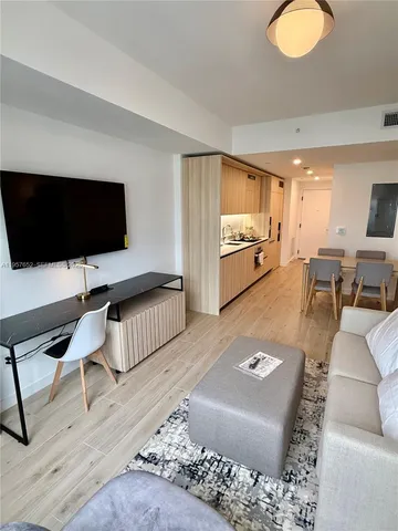 $829,000 | 225 North Miami Avenue, Unit 3406, Miami, FL 33128