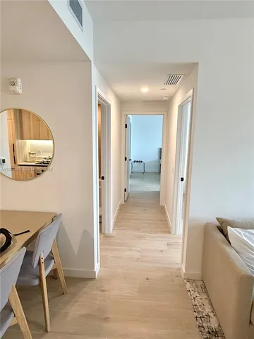 $829,000 | 225 North Miami Avenue, Unit 3406, Miami, FL 33128