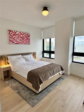 $829,000 | 225 North Miami Avenue, Unit 3406, Miami, FL 33128