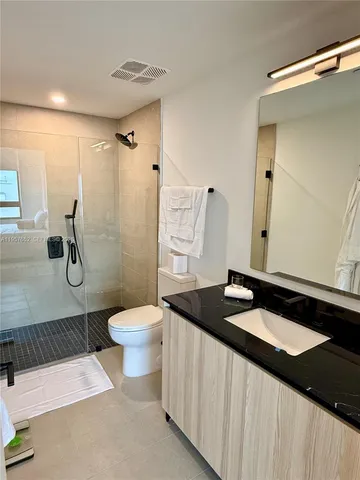 $829,000 | 225 North Miami Avenue, Unit 3406, Miami, FL 33128