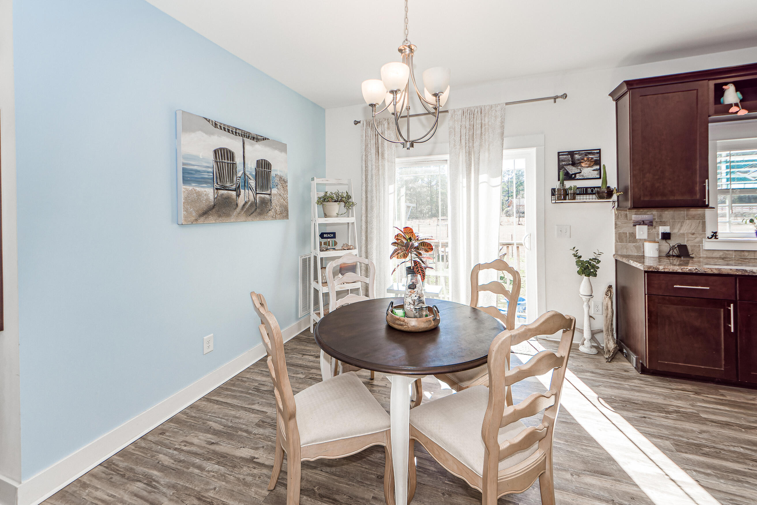 6053 Old Jacksonboro Road Ravenel, SC 29470 - Photo 12 of 47 08