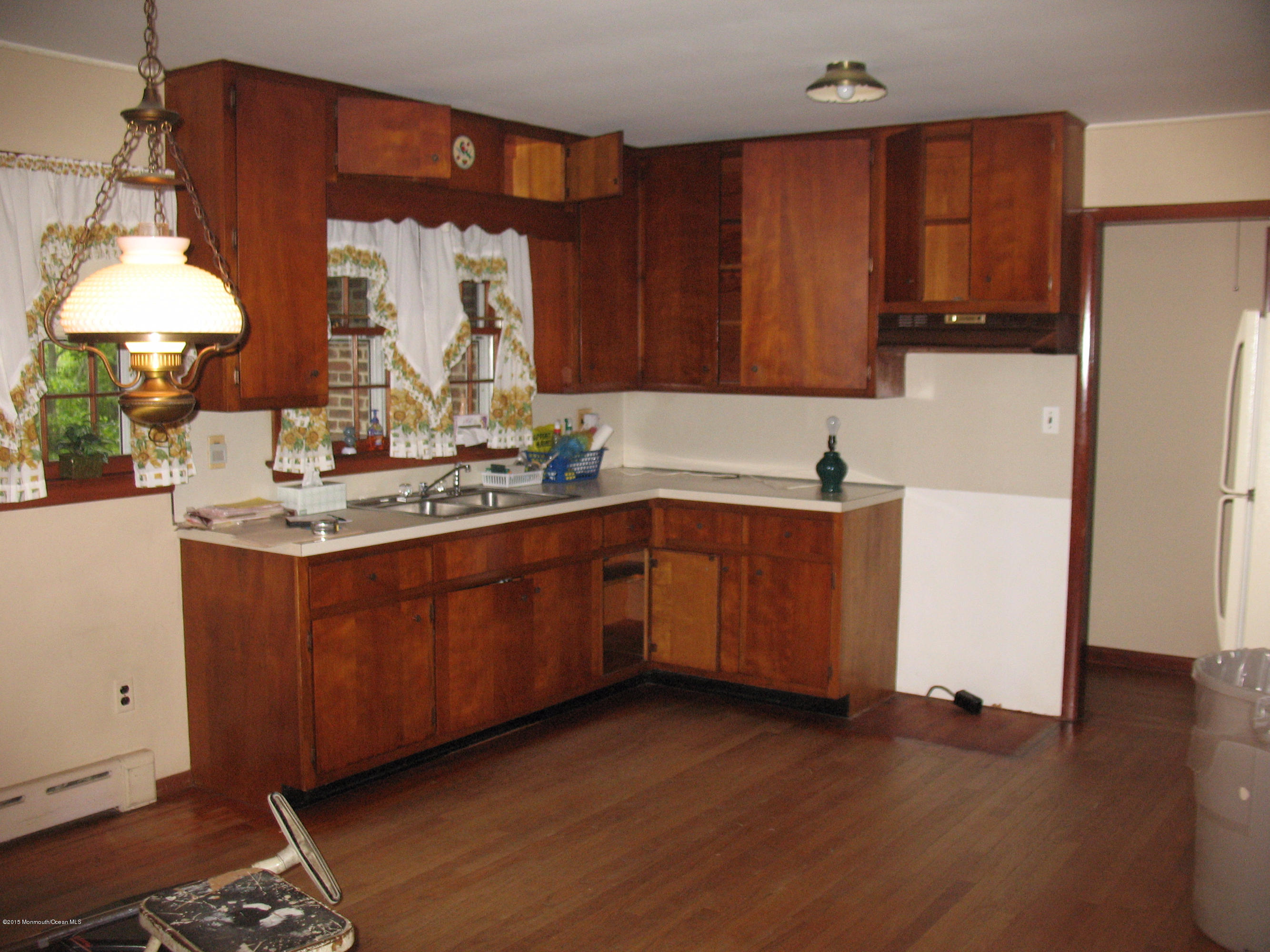 62 Friendship Road Howell, NJ 07731 - Photo 9 of 28 IMG_0381