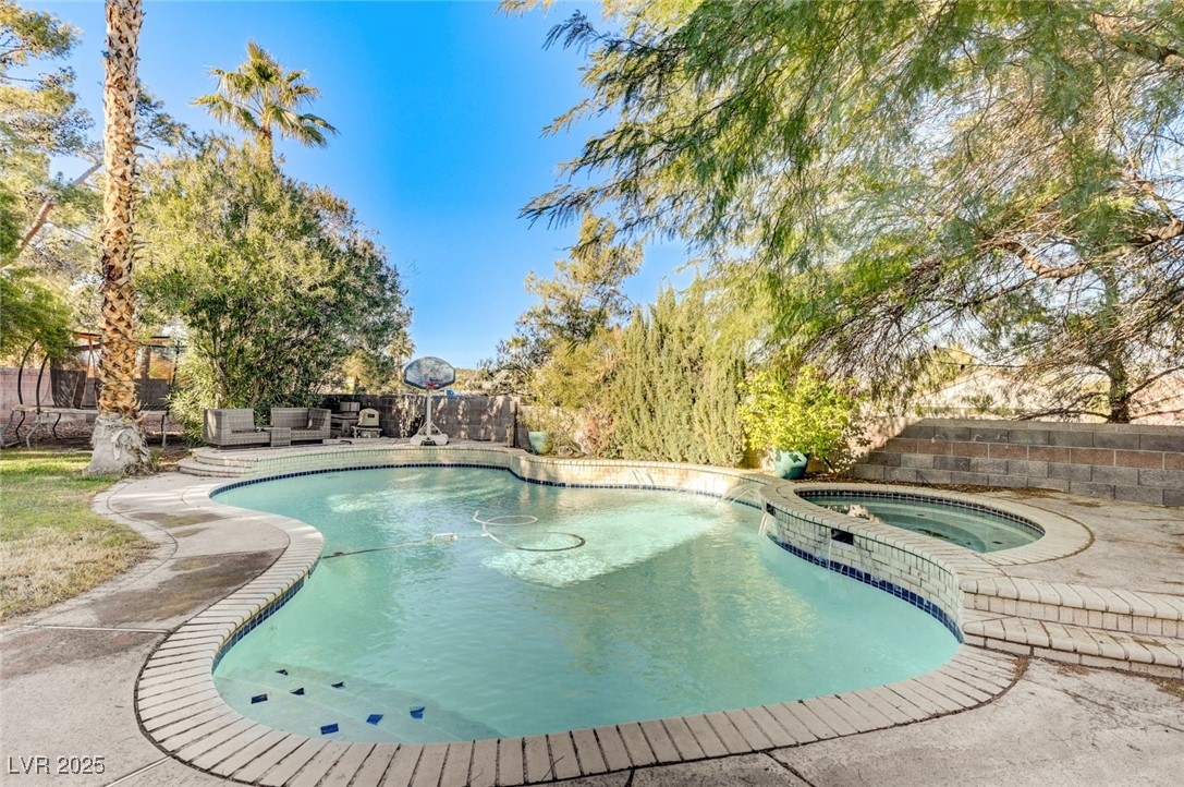 197 Reed Lane Henderson, NV 89074 - Photo 3 of 41