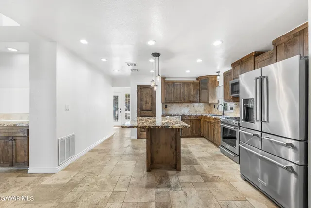 $649,990 | 6001 Brougham Street, Quartz Hill, CA 93536