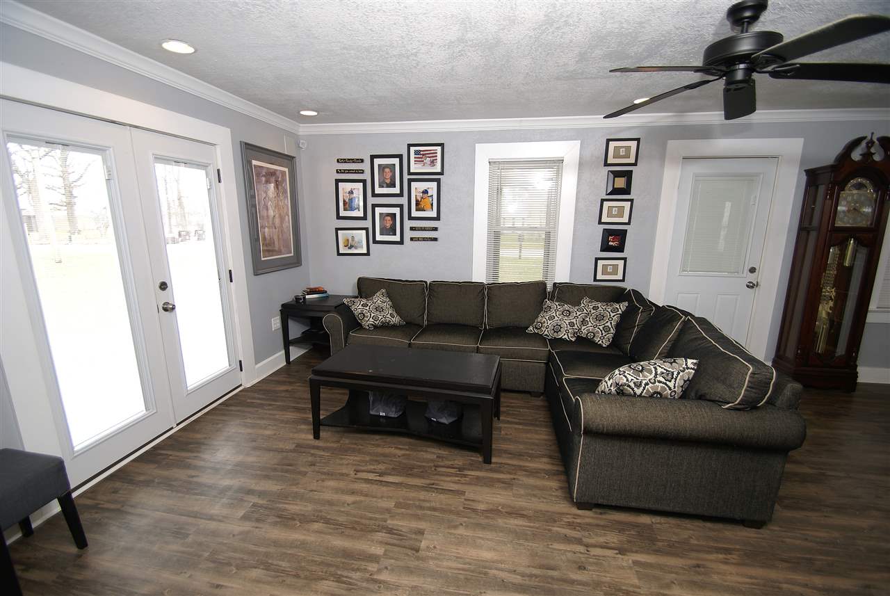1425 Reckeweg Road Fort Wayne, IN 46804 - Photo 8 of 36