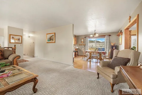 $899,800 | 8198 West Providence Lane, Pocatello, ID 83201