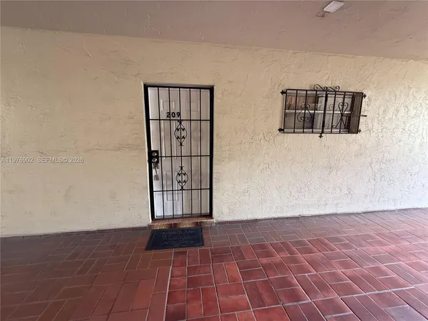 $260,000 | 6070 West 18th Avenue, Unit 209, Hialeah, FL 33012
