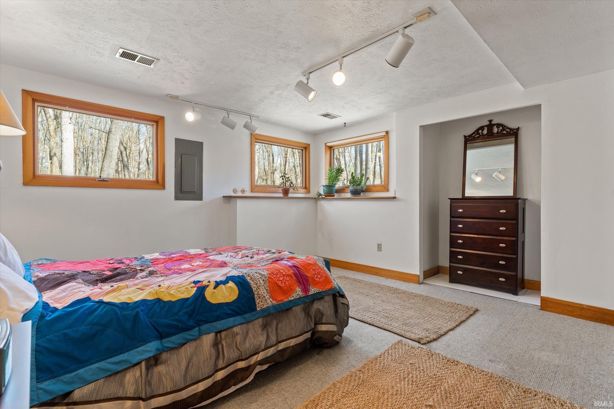 52051 Farmington Square Road Granger, IN 46530 - Photo 27 of 36 Gallery Image 27