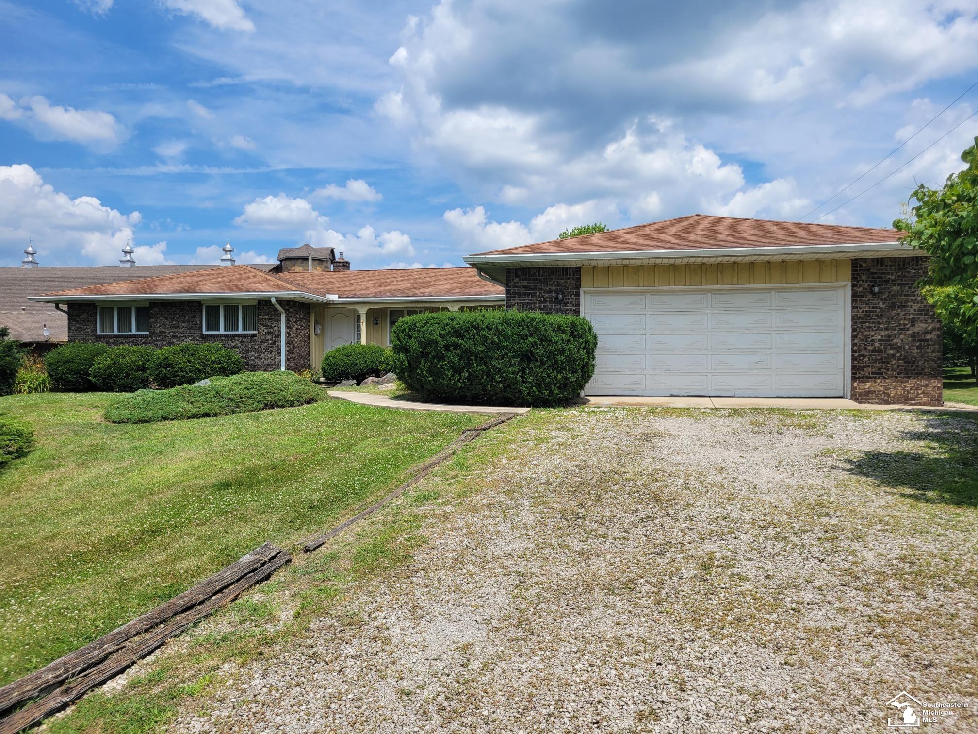 3770 North Custer Road Monroe, MI 48162 - Photo 2 of 26