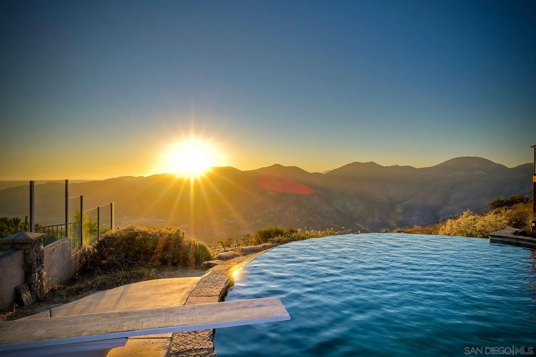 15068 Creek Hills Road El Cajon, CA 92021 - Photo 3 of 69