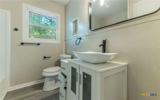 $159,900 | 574 Oaklawn Drive, Rockdale, TX 76567