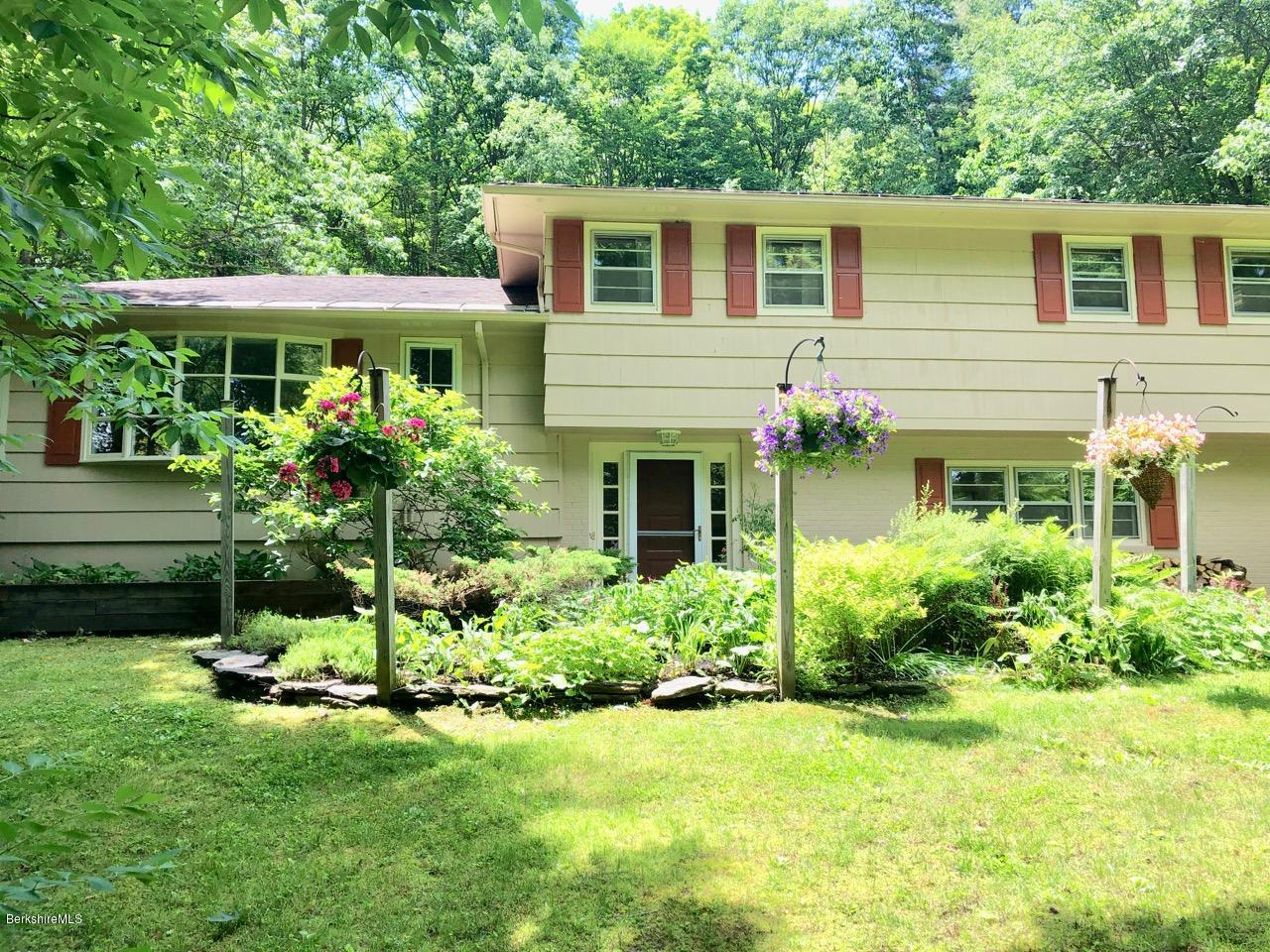89 West Dugway Road Lenox, MA 01240 - Photo 5 of 35 Front Entry