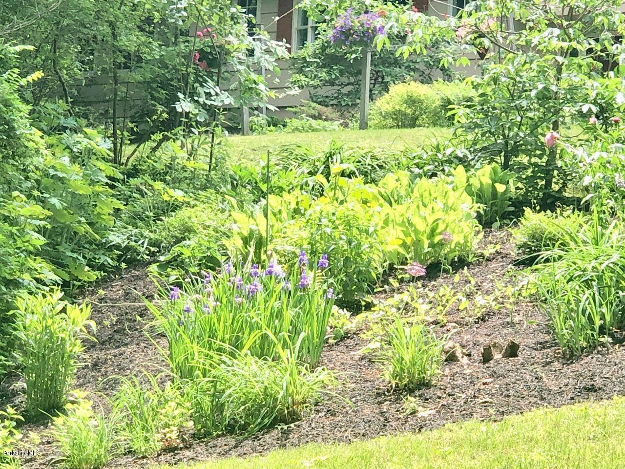 89 West Dugway Road Lenox, MA 01240 - Photo 6 of 35 Front Yard