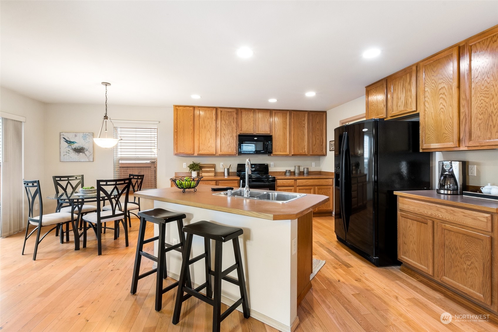 319 Index Avenue Southeast Renton, WA 98056 - Photo 13 of 30 Gallery Image 13