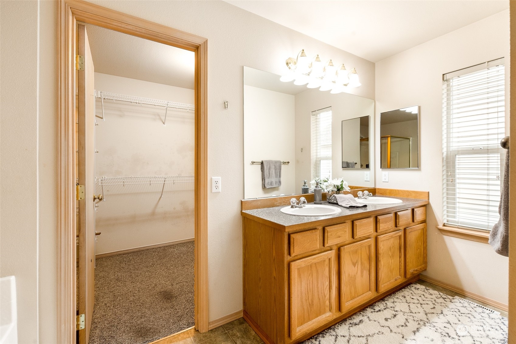 319 Index Avenue Southeast Renton, WA 98056 - Photo 22 of 30 Gallery Image 22