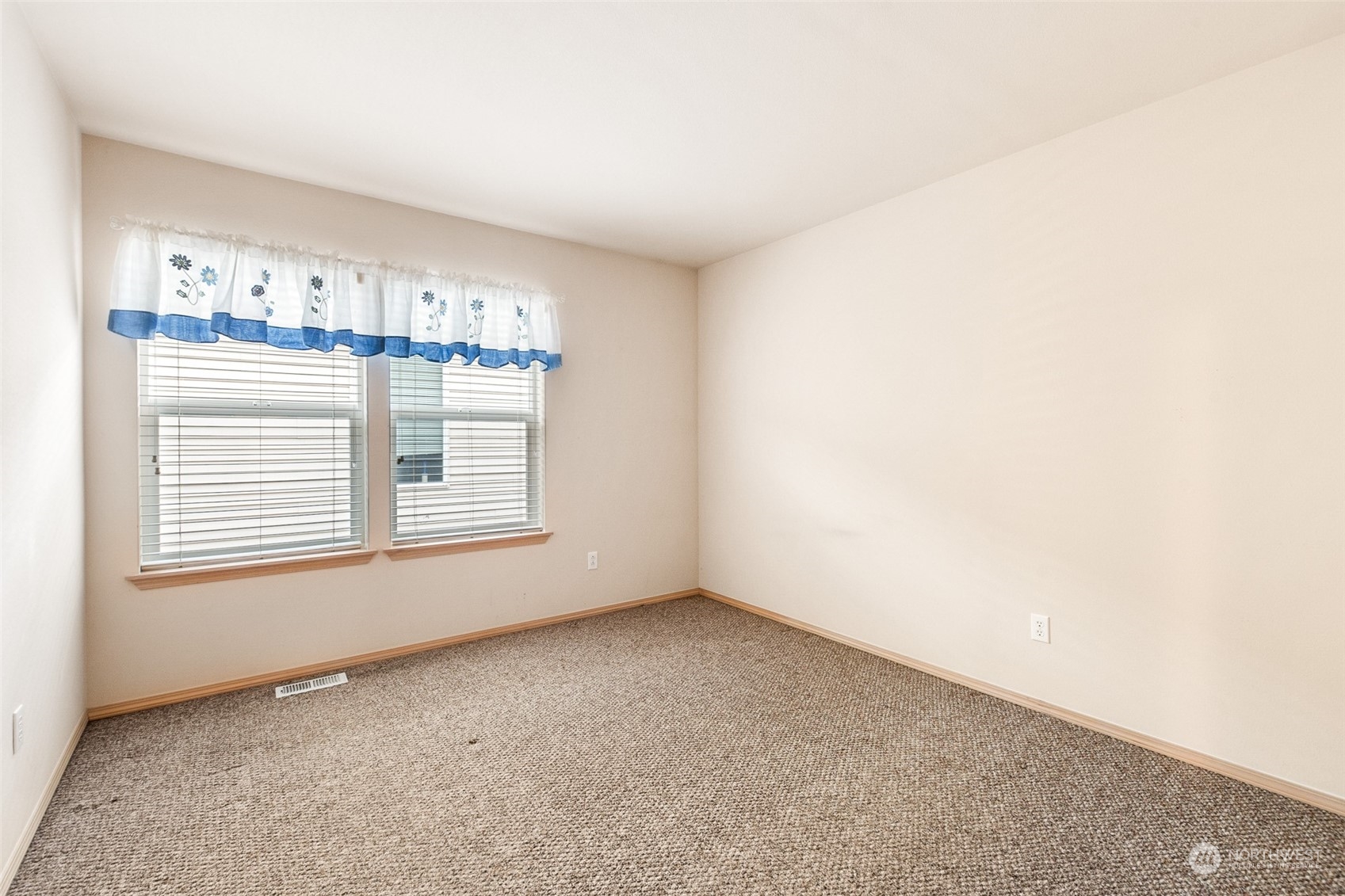 319 Index Avenue Southeast Renton, WA 98056 - Photo 25 of 30 Gallery Image 25