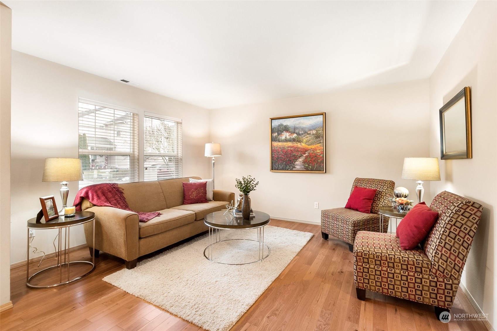 319 Index Avenue Southeast Renton, WA 98056 - Photo 3 of 30 Gallery Image 3