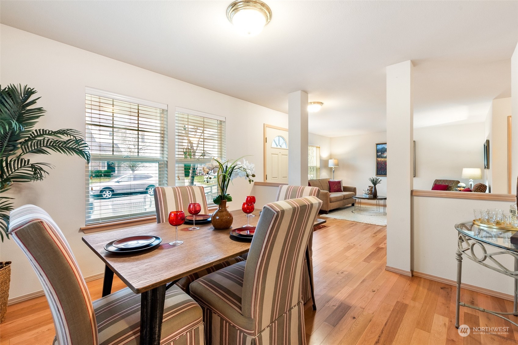 319 Index Avenue Southeast Renton, WA 98056 - Photo 6 of 30 Gallery Image 6