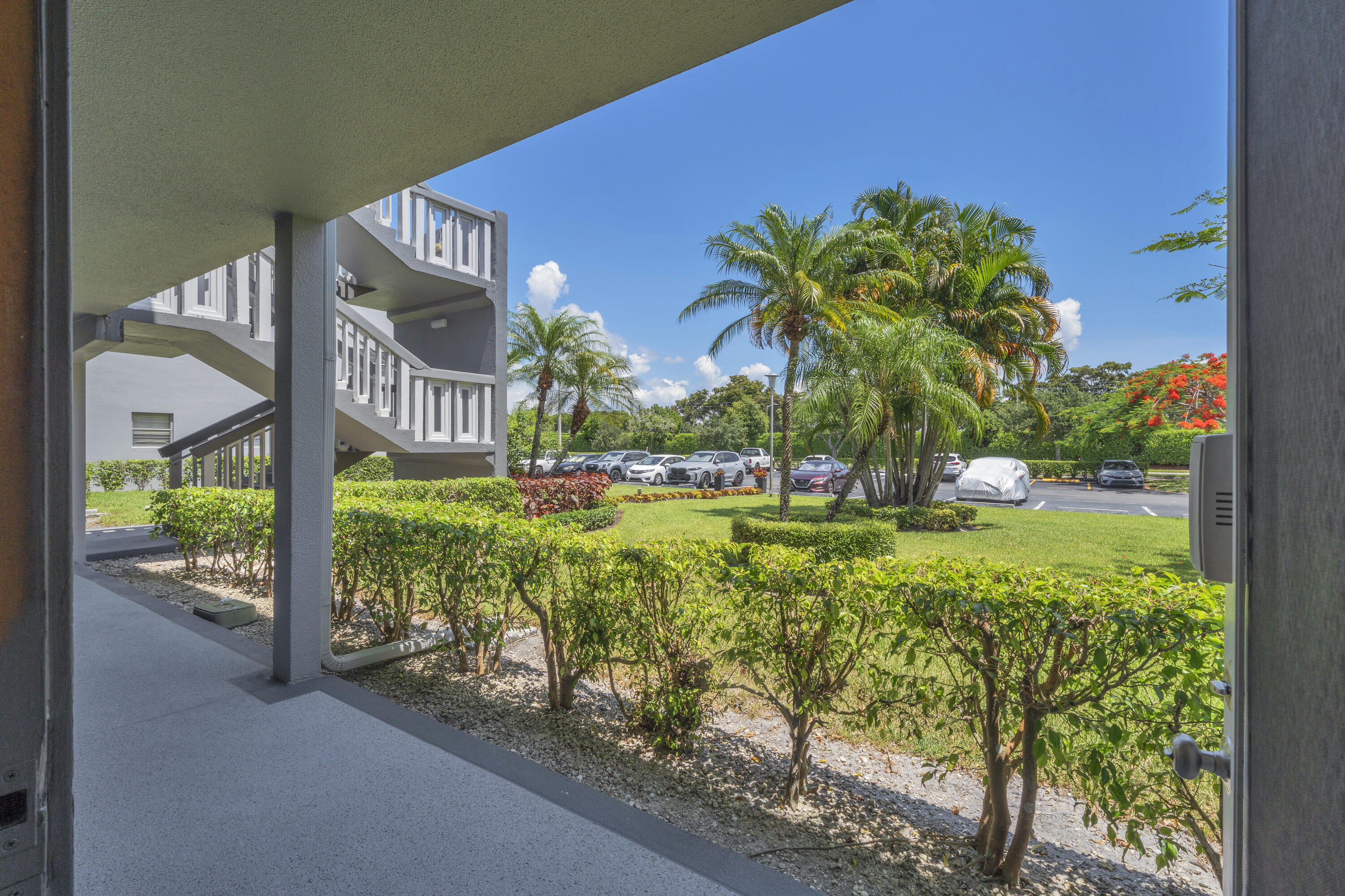 169 Suffolk F Boca Raton, FL 33434 - Photo 32 of 39 17 Exit (2)