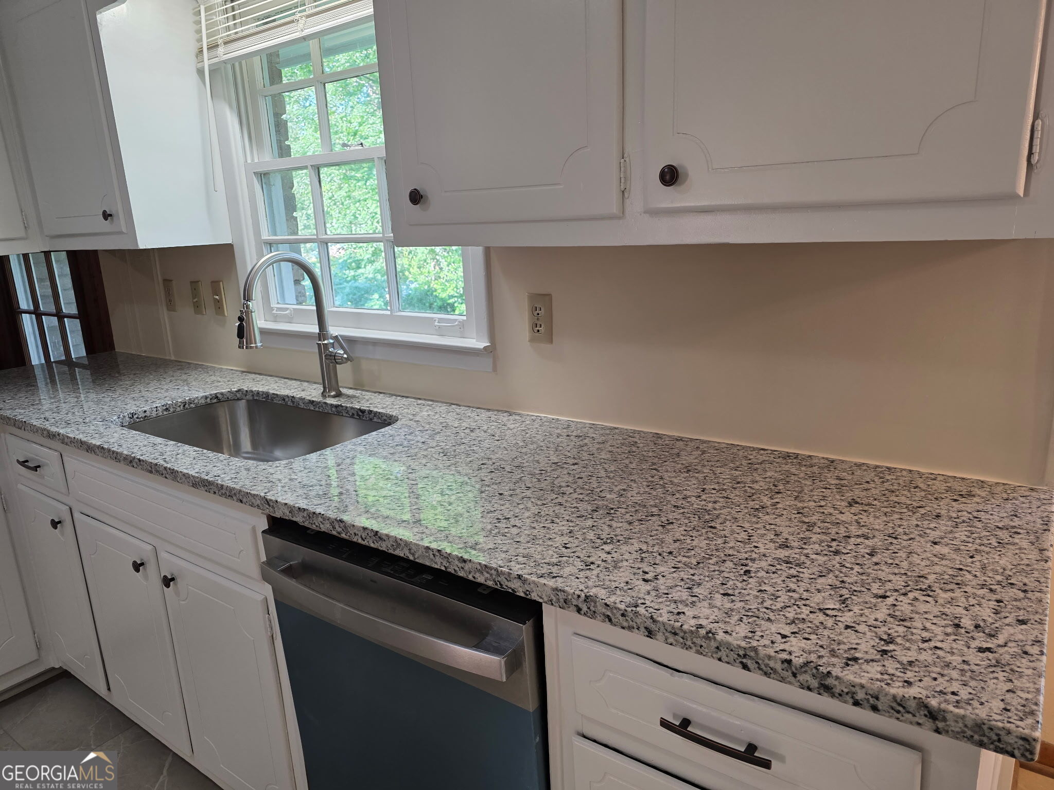3098 Robindale Road Decatur, GA 30034 - Photo 17 of 27